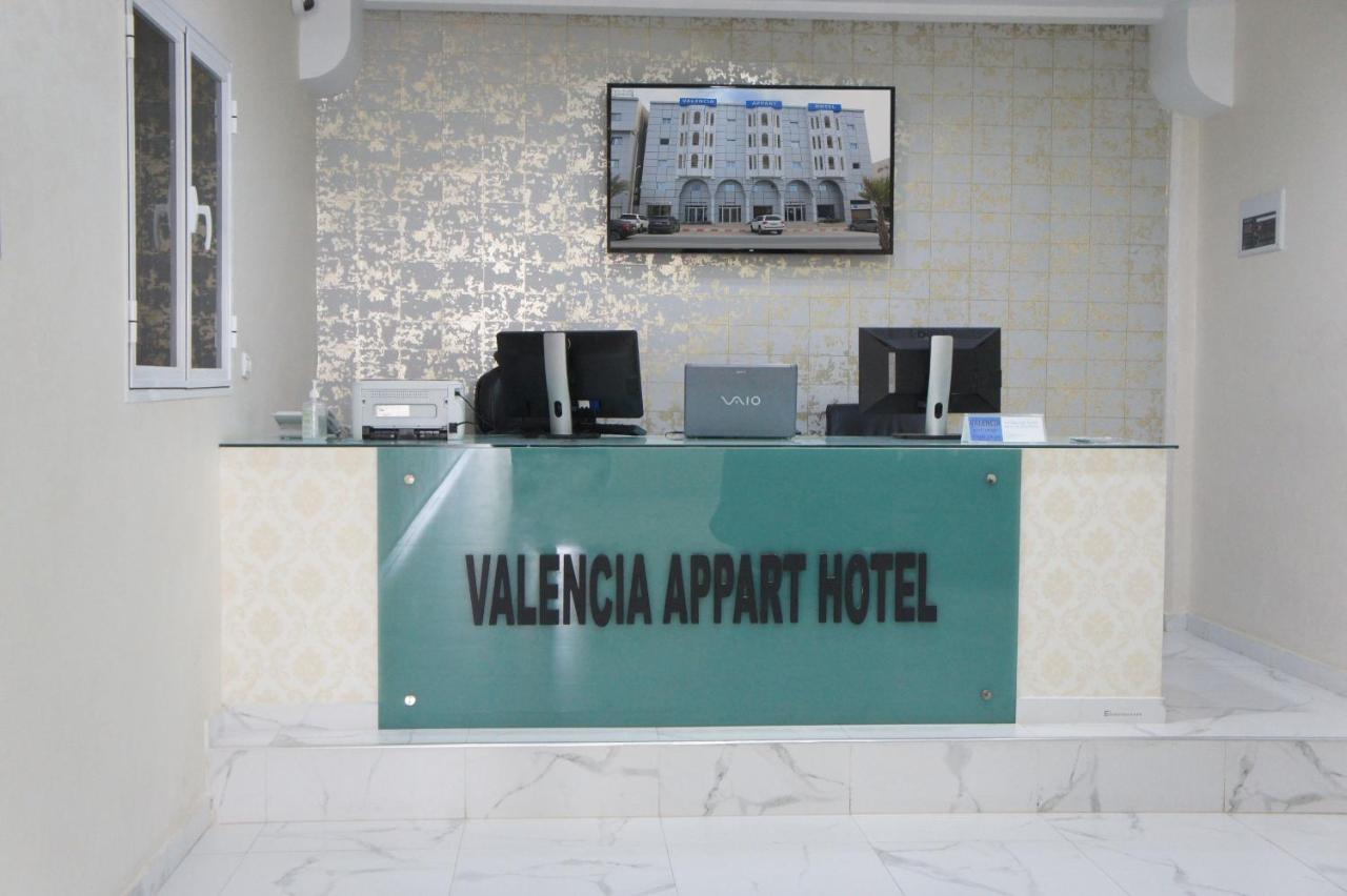 Valencia Hotel & Appartements Nouadhibou Exteriör bild